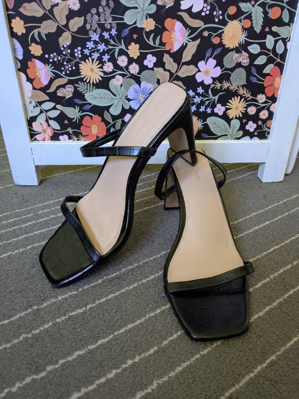 The Drop Black Sandals, Size 8